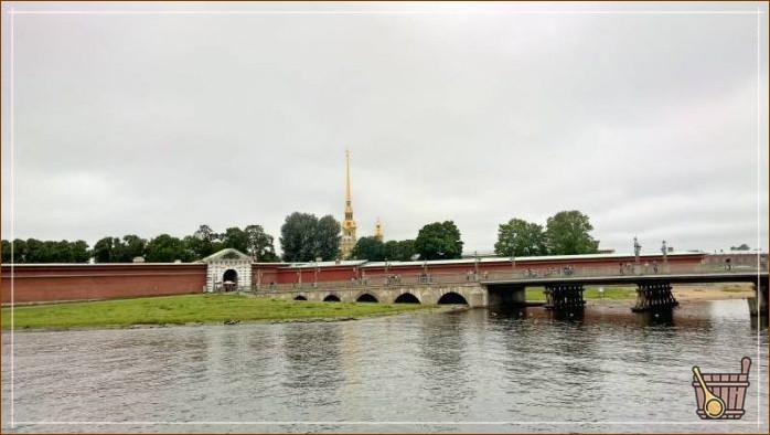 Необычная баня в Петропавловской крепости
